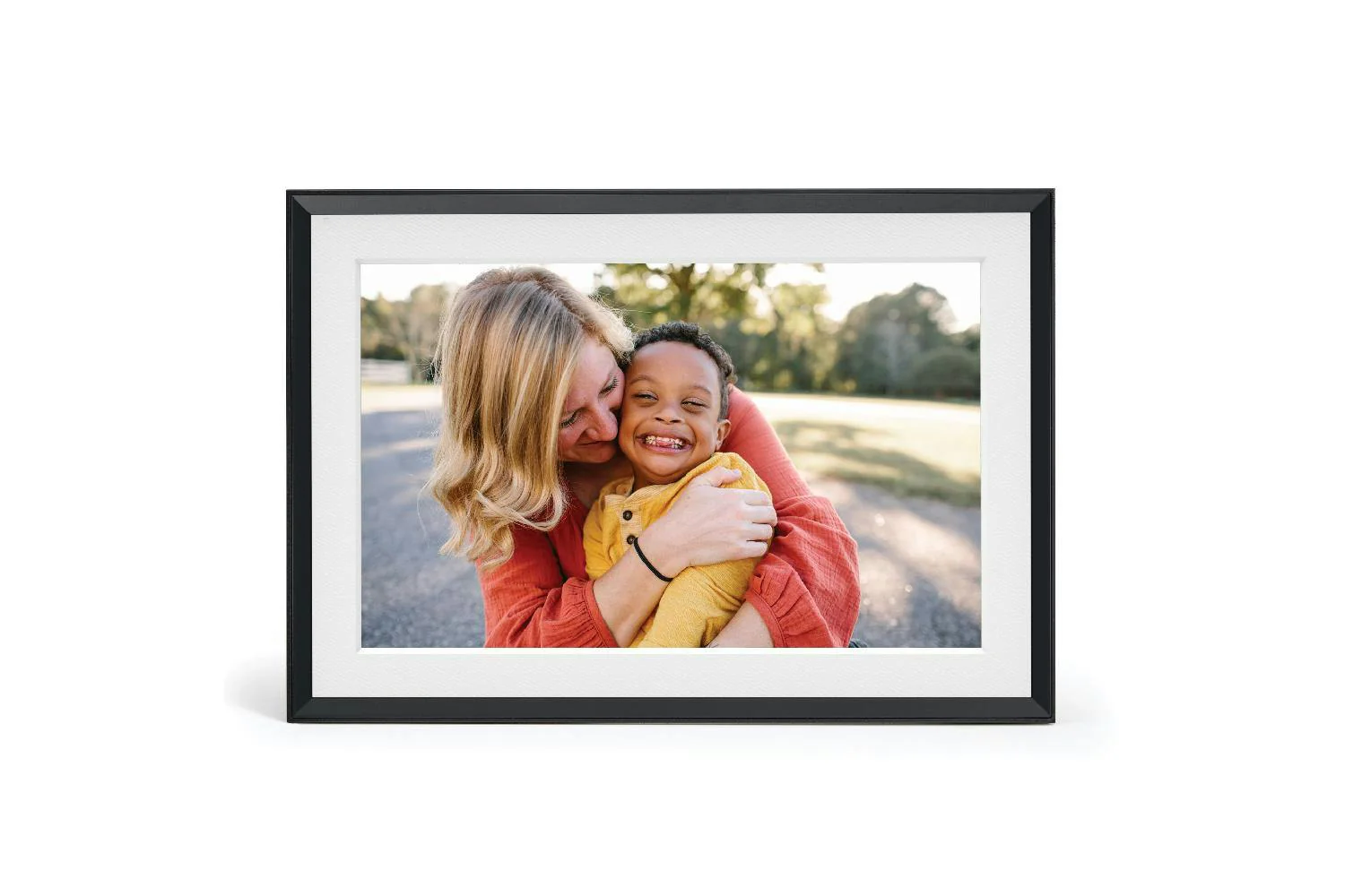 Aura Carver 10.1" Digital Photo Frame with Mat – Clay | AF905-MBLK - Image 6