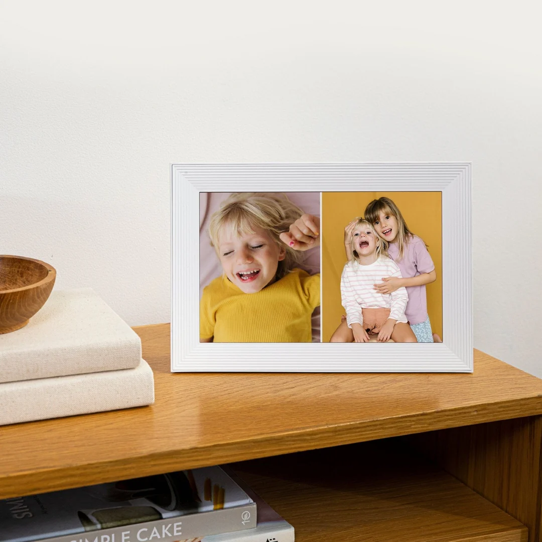 AURA Carver 10.1" WiFi Digital Photo Frame - Seasalt | UKA900-WHT - Image 4