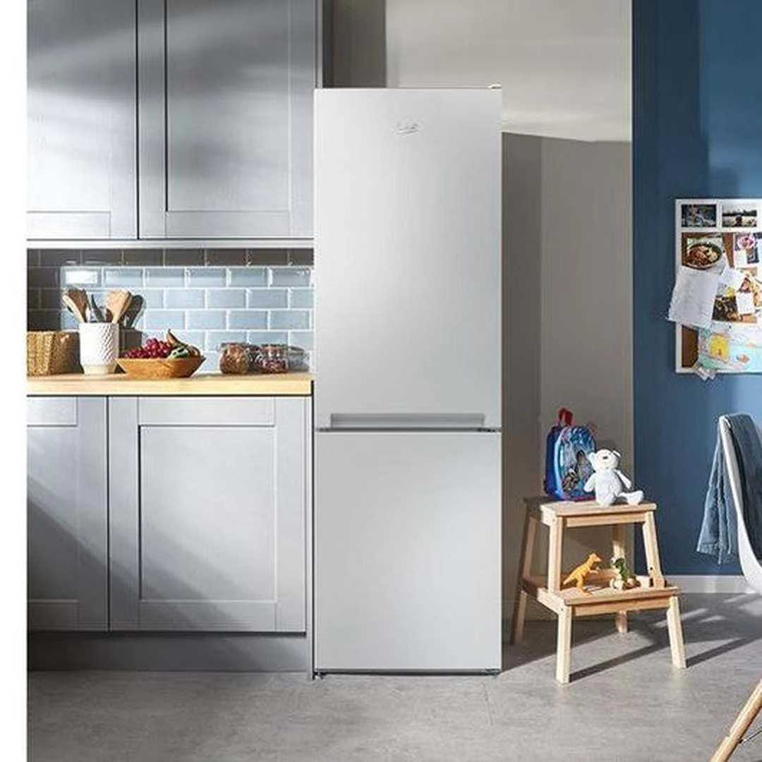 Beko 60/40 Fridge Freezer - White | CSG4571W - Image 5