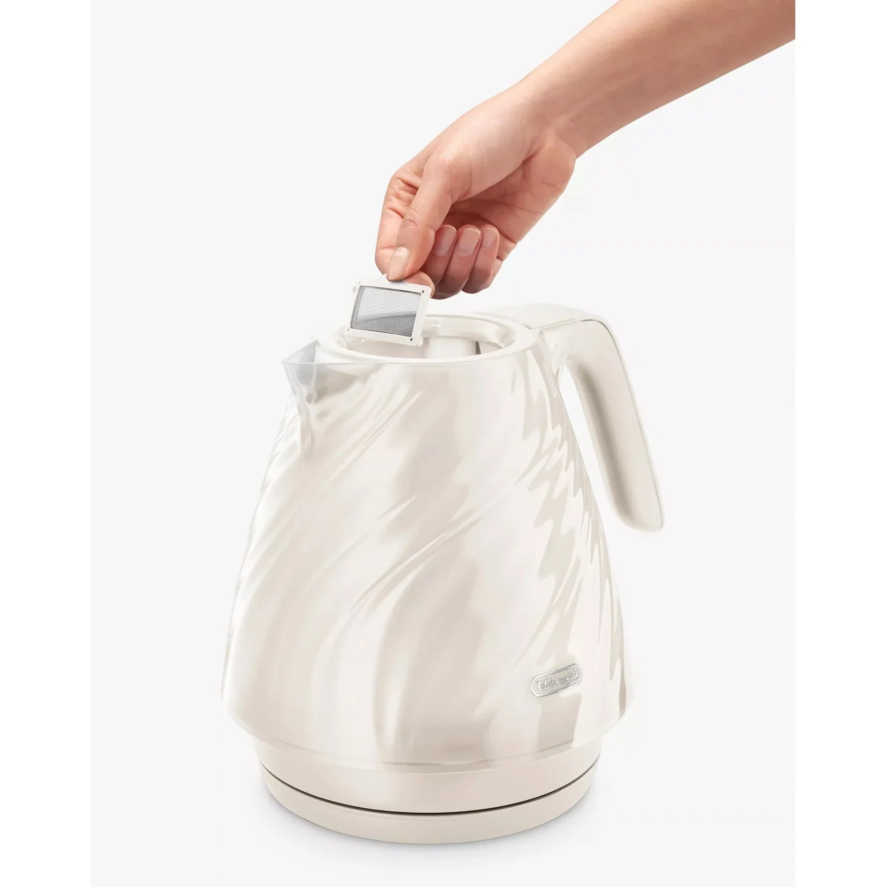 De’Longhi Ballerina Seta Kettle – Silk Cream | KBDS3001.CR - Image 3