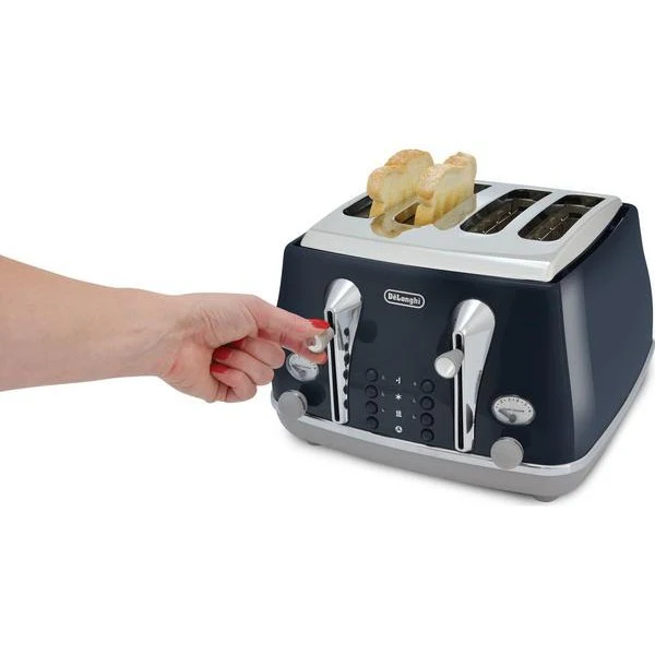 DeLonghi Icona Capitals 4 Slice Toaster | CTOC4003.BL - Image 3