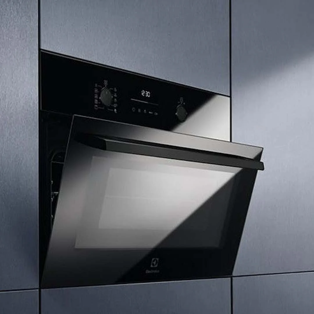 Electrolux 43L Built-In Microwave Combi Oven | EVLDE46K - Image 5