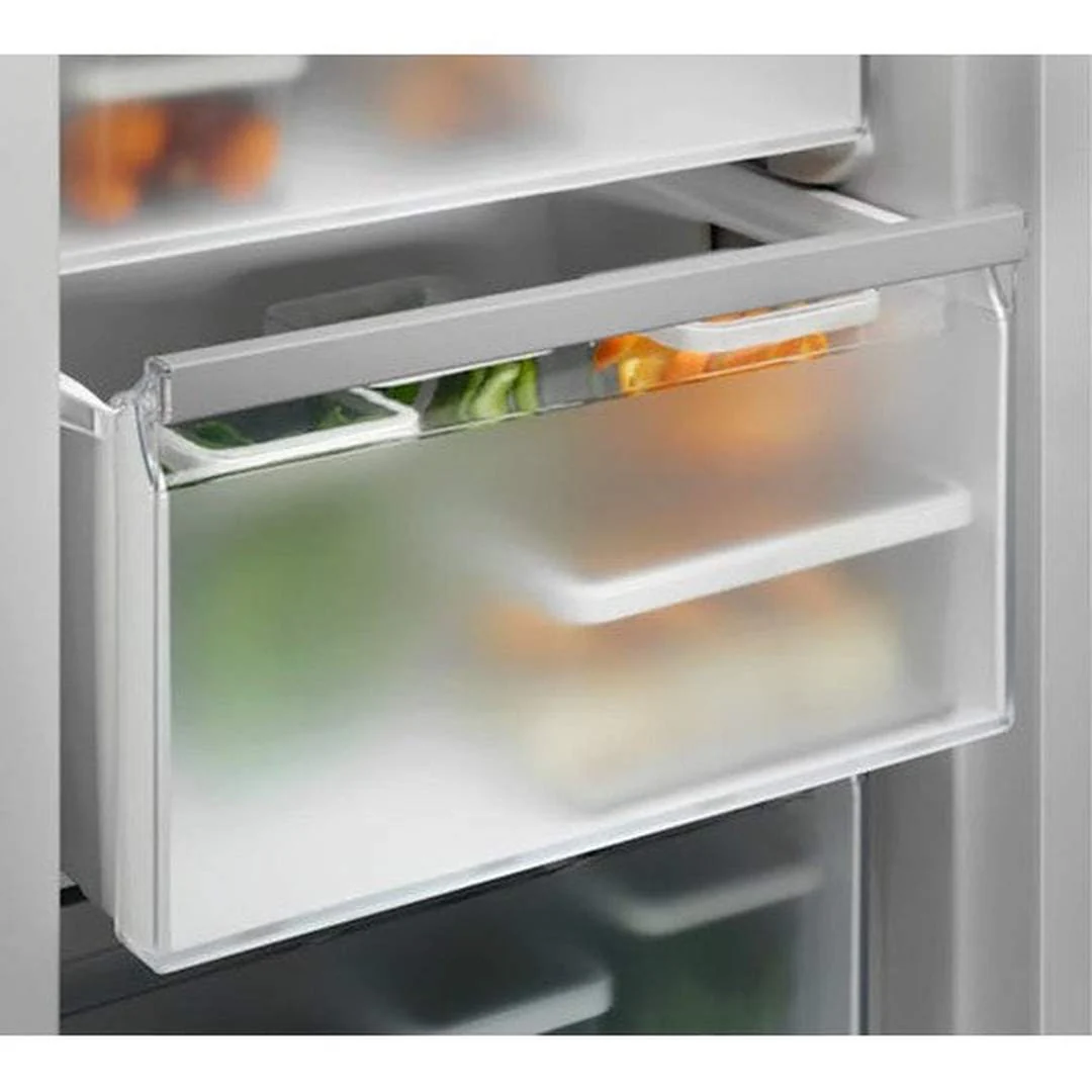 Electrolux Series 700 212L Integrated No Frost Freezer | KUN7NE18C - Image 2