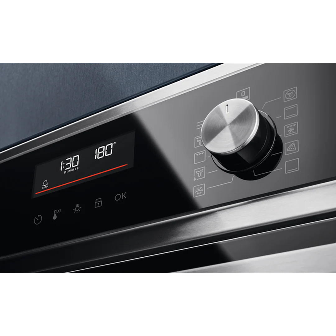 Electrolux Surround Cook Double Oven | EDFDC46X - Image 4