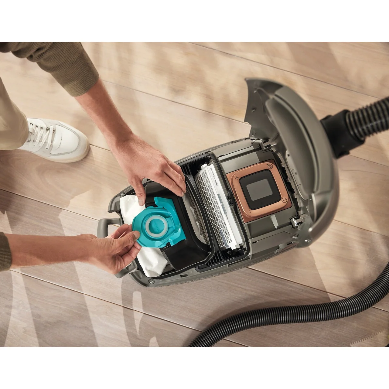 Miele HyClean Pure TU vacuum cleaner bag | 12557060 - Image 4
