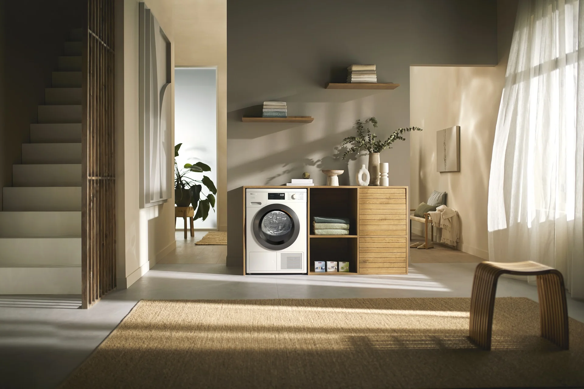 Miele T1 Heat Pump Tumble Dryer | TEC645WP - Image 4