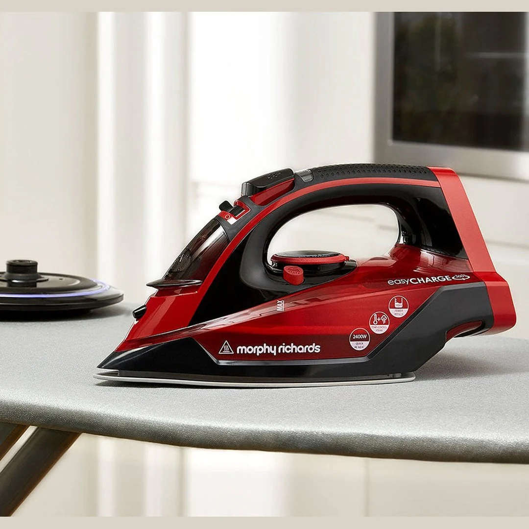 Morphy Richards Cordless Steam 2400W Iron - Image 2