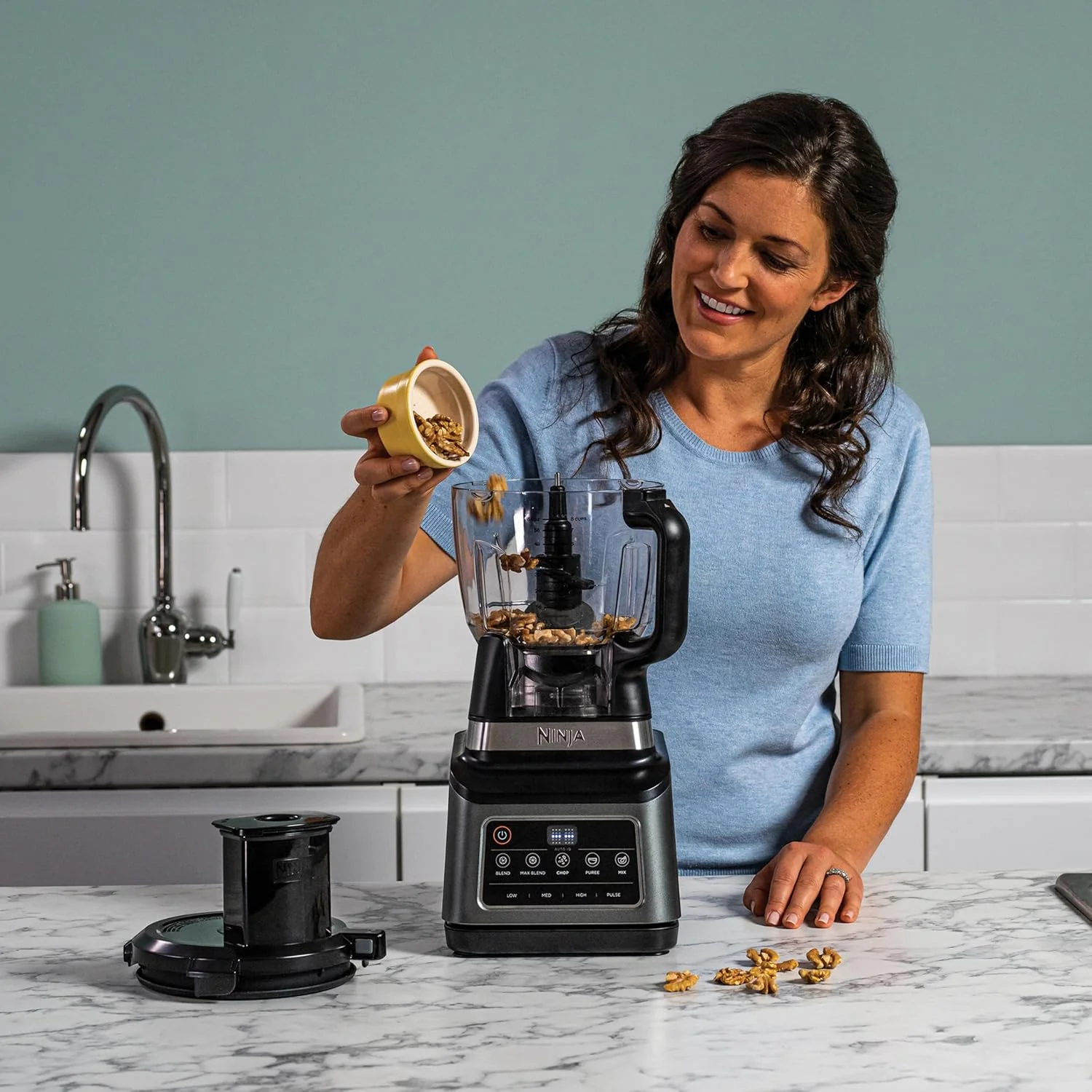 Ninja 3-in-1 Food Processor with Auto-IQ | BN800UK - Image 5